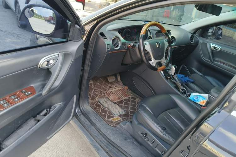Used Luxgen Great 7 SUV 2015 2.2T Two-Wheel Drive Smart Version Driver Seat