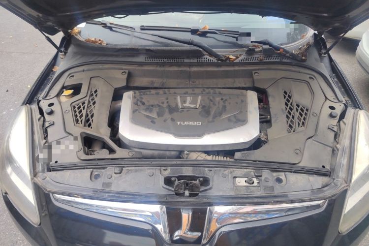 Used Luxgen Great 7 SUV 2015 2.2T Two-Wheel Drive Smart Version Engine Bay