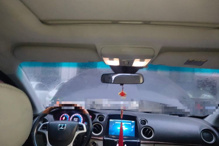 Used Luxgen Great 7 SUV 2015 2.2T Two-Wheel-Drive ZhiZun Version Headliner
