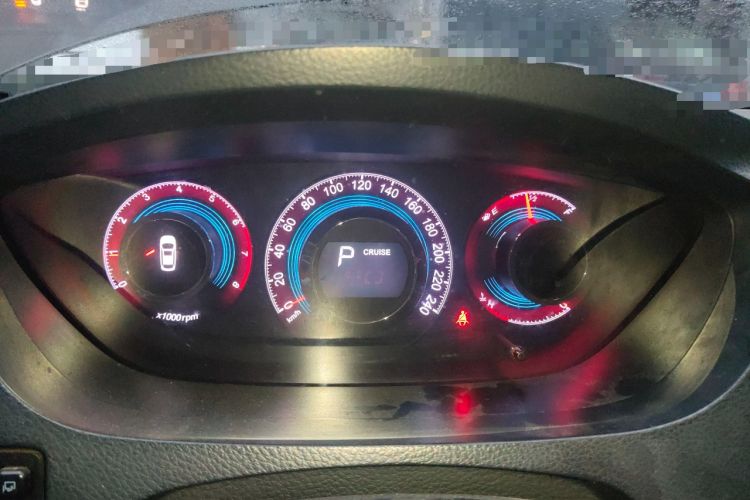 Used Luxgen Great 7 SUV 2015 2.2T Two-Wheel-Drive ZhiZun Version Instrument Cluster