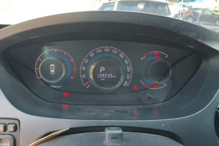 Used Luxgen Great 7 SUV 2015 2.2T Two-Wheel Drive Smart Version Instrument Cluster