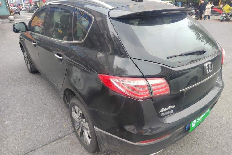 Used Luxgen Great 7 SUV 2015 2.2T Two-Wheel Drive Smart Version Rear Left 45 Deg