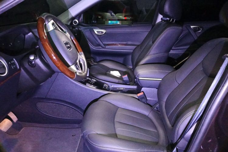 Used Luxgen Great 7 SUV 2015 2.2T Two-Wheel-Drive ZhiZun Version Left Front Seat