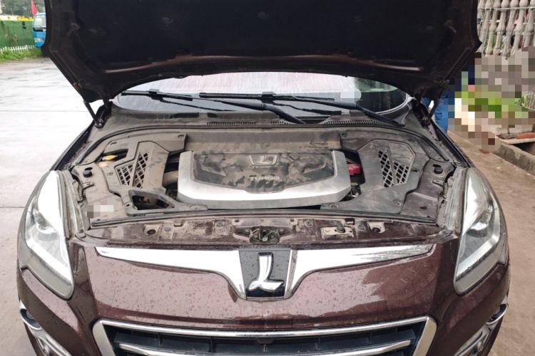 Used Luxgen Great 7 SUV 2015 2.2T Two-Wheel Drive Smart Version Engine Bay
