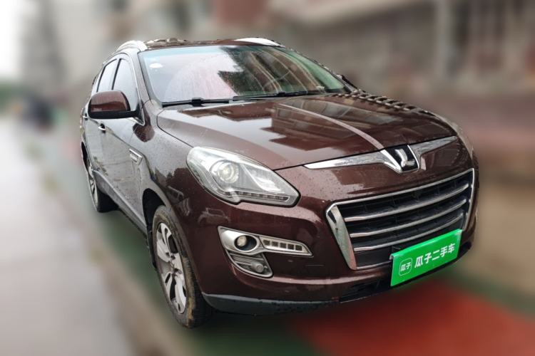 Used Luxgen Great 7 SUV 2015 2.2T Two-Wheel Drive Smart Version Front Right 45 Deg