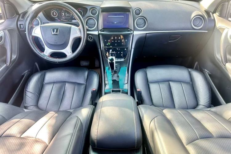 Used Luxgen Great 7 SUV 2015 2.2T Two-Wheel Drive Smart Version Audio And AC Panel