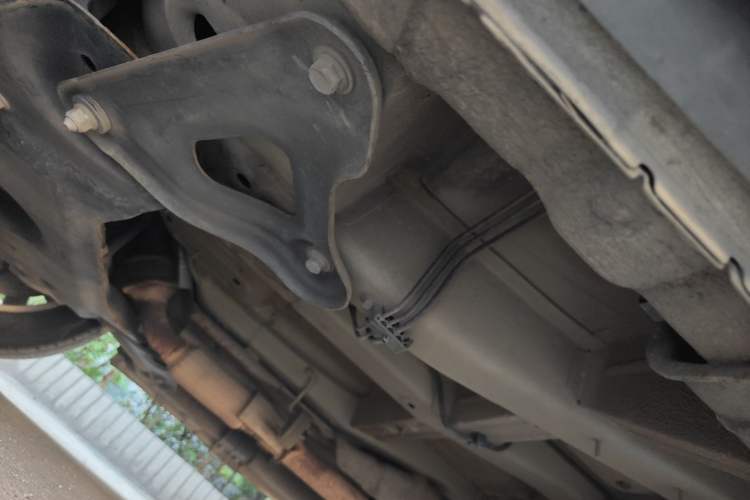 Used Luxgen Great 7 SUV 2015 2.2T Two-Wheel-Drive ZhiZun Version Chassis Front Left