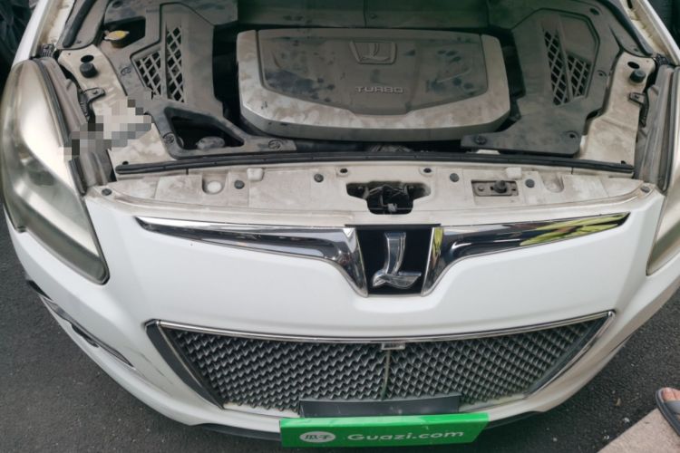 Used Luxgen Great 7 SUV 2015 2.2T Two-Wheel Drive Smart Version Engine Bay