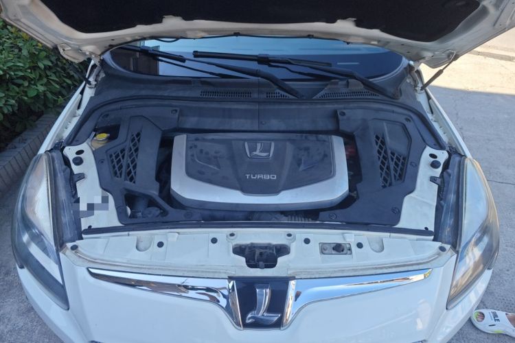 Used Luxgen Great 7 SUV 2015 2.2T Two-Wheel-Drive ZhiZun Version Engine Bay