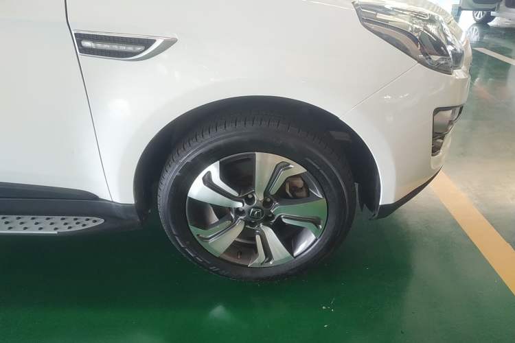 Used Luxgen Great 7 SUV 2015 2.2T Two-Wheel-Drive ZhiZun Version Exterior 3