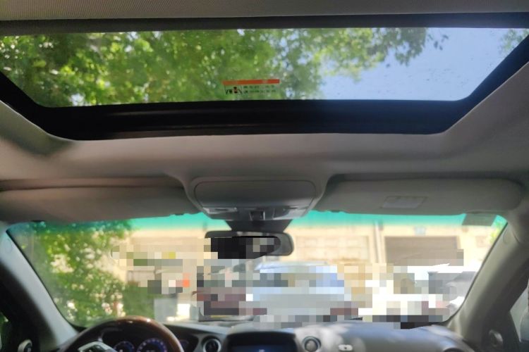 Used Luxgen Great 7 SUV 2015 2.2T Two-Wheel-Drive ZhiZun Version Headliner