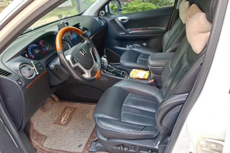 Used Luxgen Great 7 SUV 2015 2.2T Two-Wheel-Drive ZhiZun Version Left Front Seat