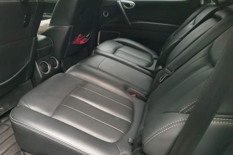 Used Luxgen Great 7 SUV 2015 2.2T Two-Wheel Drive Smart Version Left Rear Seat