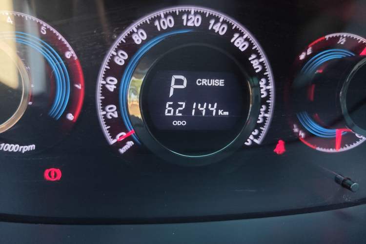 Used Luxgen Great 7 SUV 2015 2.2T Two-Wheel-Drive ZhiZun Version Odometer Close Up