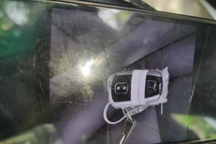Used Luxgen Great 7 SUV 2015 2.2T Two-Wheel-Drive ZhiZun Version Vehicle Key