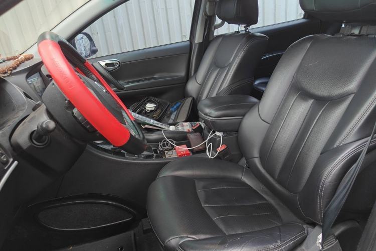 Used Luxgen Great 7 SUV 2016 2.2T Two-Wheel Drive ZhiZun Version Left Front Seat