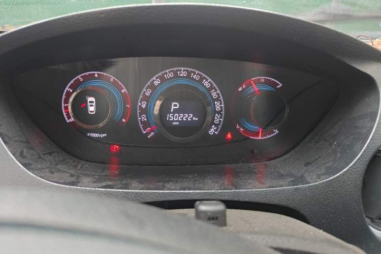 Used Luxgen Great 7 SUV 2016 2.2T Two-Wheel Drive ZhiZun Version Odometer Close Up