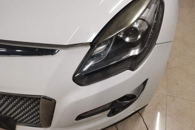 Used Luxgen Great 7 SUV 2016 2.2T Two-Wheel Drive ZhiZun Version Left Front Headlight