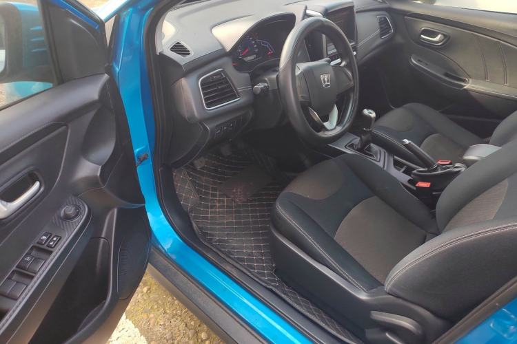 Used Luxgen S3 2016 1.6L Manual Smart Edition Driver Seat