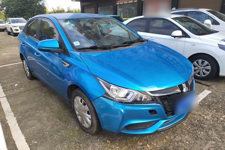 Used Luxgen S3 2016 1.6L Manual Smart Edition Front Right 45 Deg