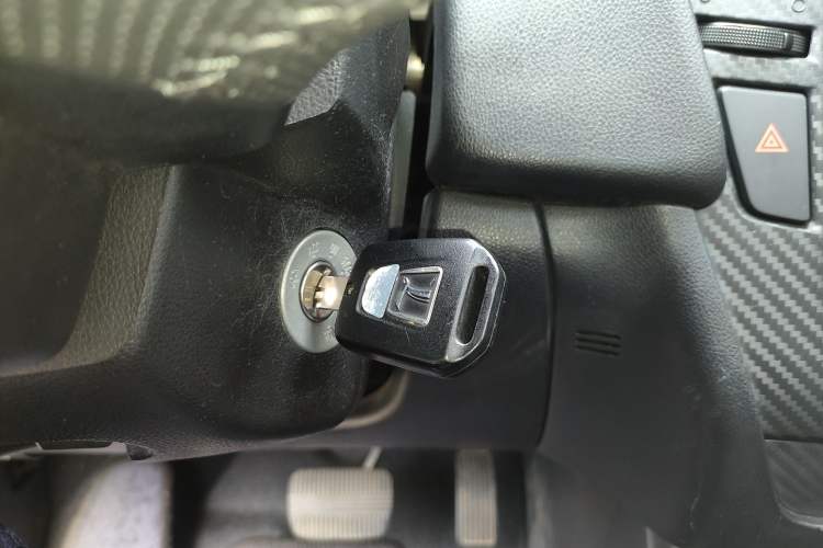 Used Luxgen S3 2016 1.6L CVT Flagship Edition Interior 1