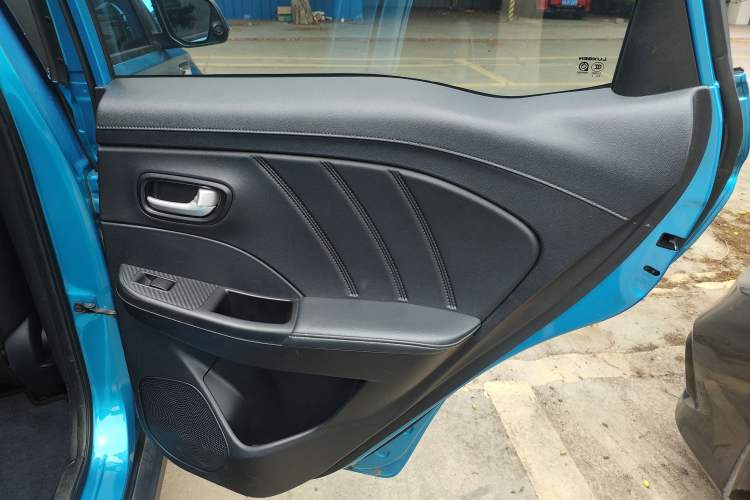 Used Luxgen S3 2016 1.6L CVT Flagship Edition Interior 6