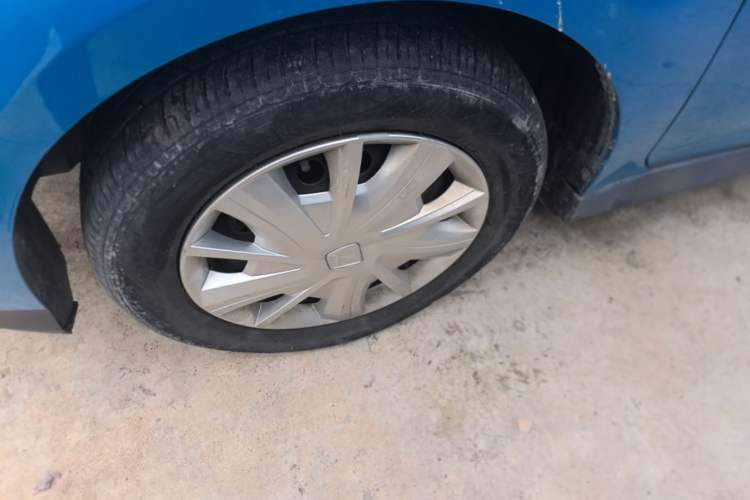 Used Luxgen S3 2016 1.6L Manual Smart Edition Left Front Wheel Hub