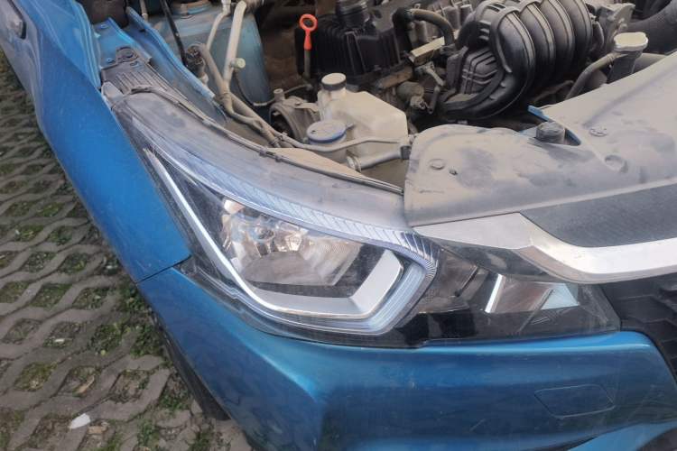 Used Luxgen S3 2016 1.6L Manual Smart Edition Right Front Headlight