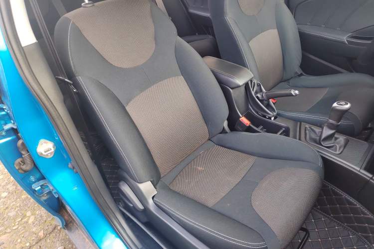 Used Luxgen S3 2016 1.6L Manual Smart Edition Right Front Seat