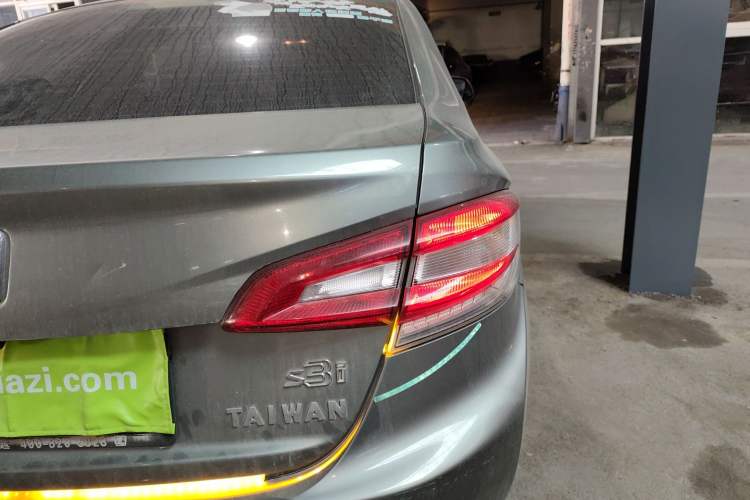 Used Luxgen S3 2016 1.6L Manual Luxury Model with Sunroof Right Rear Taillight