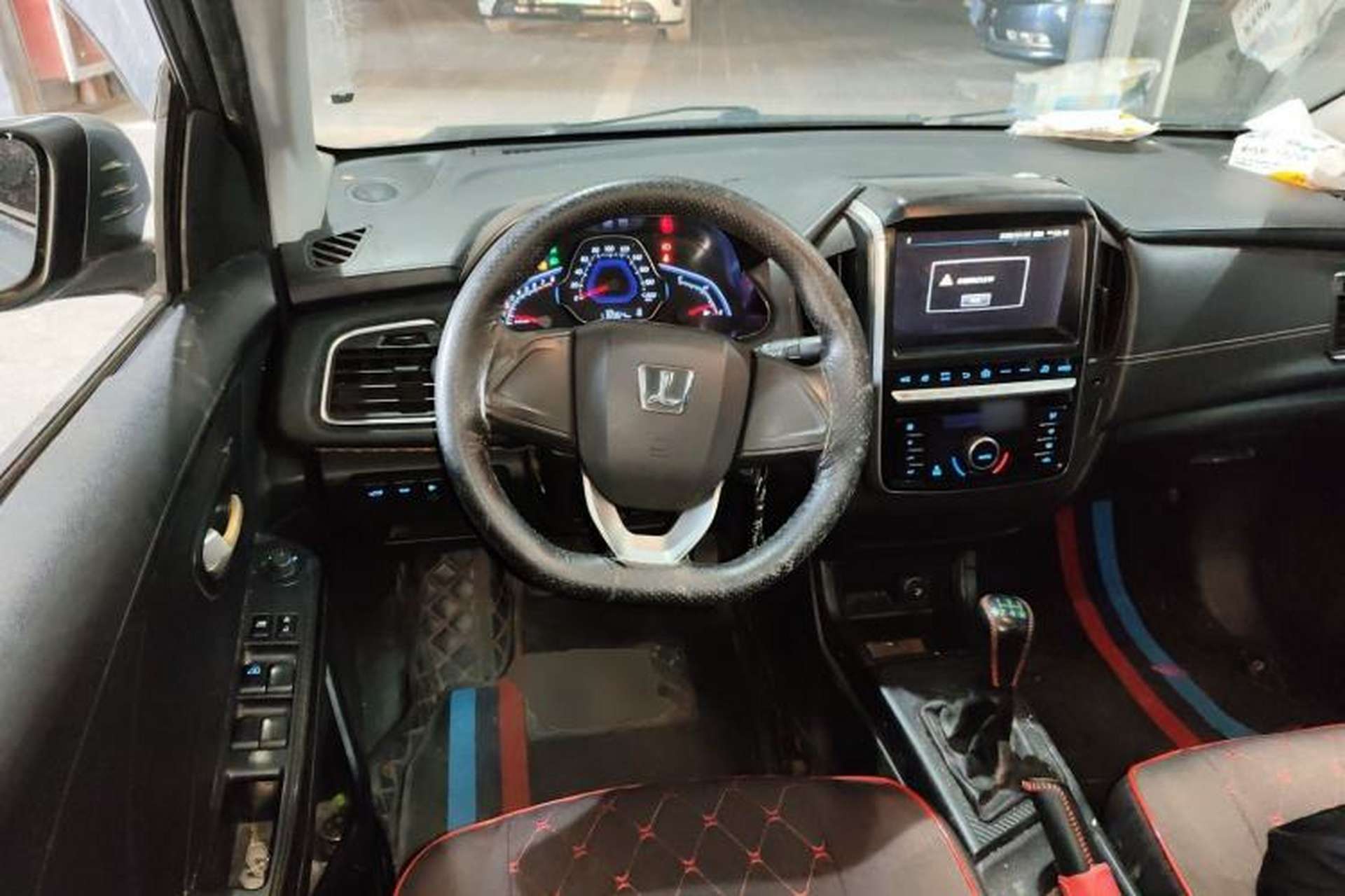 Used Luxgen S3 2016 1.6L Manual Luxury Model with Sunroof Steering Wheel
