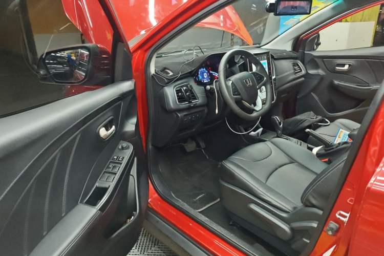 Used Luxgen S3 2016 1.6L CVT Flagship Edition Driver Seat