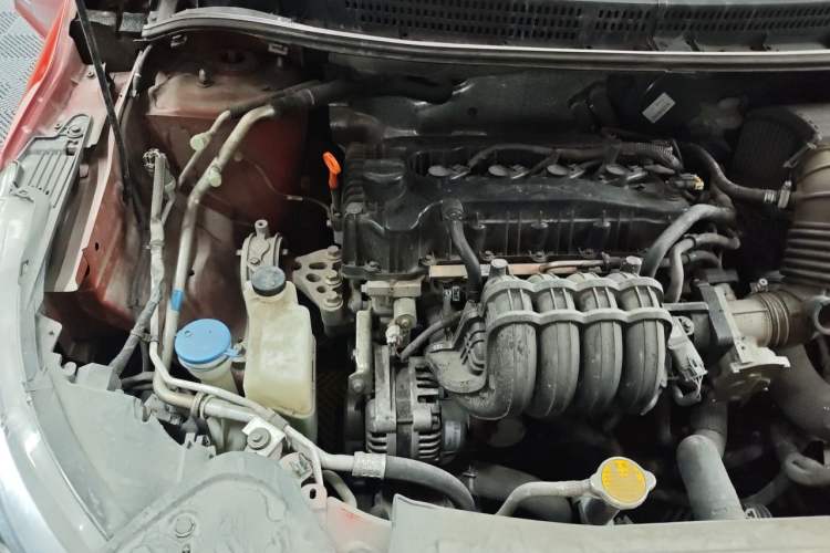 Used Luxgen S3 2016 1.6L CVT Flagship Edition Engine Bay Right