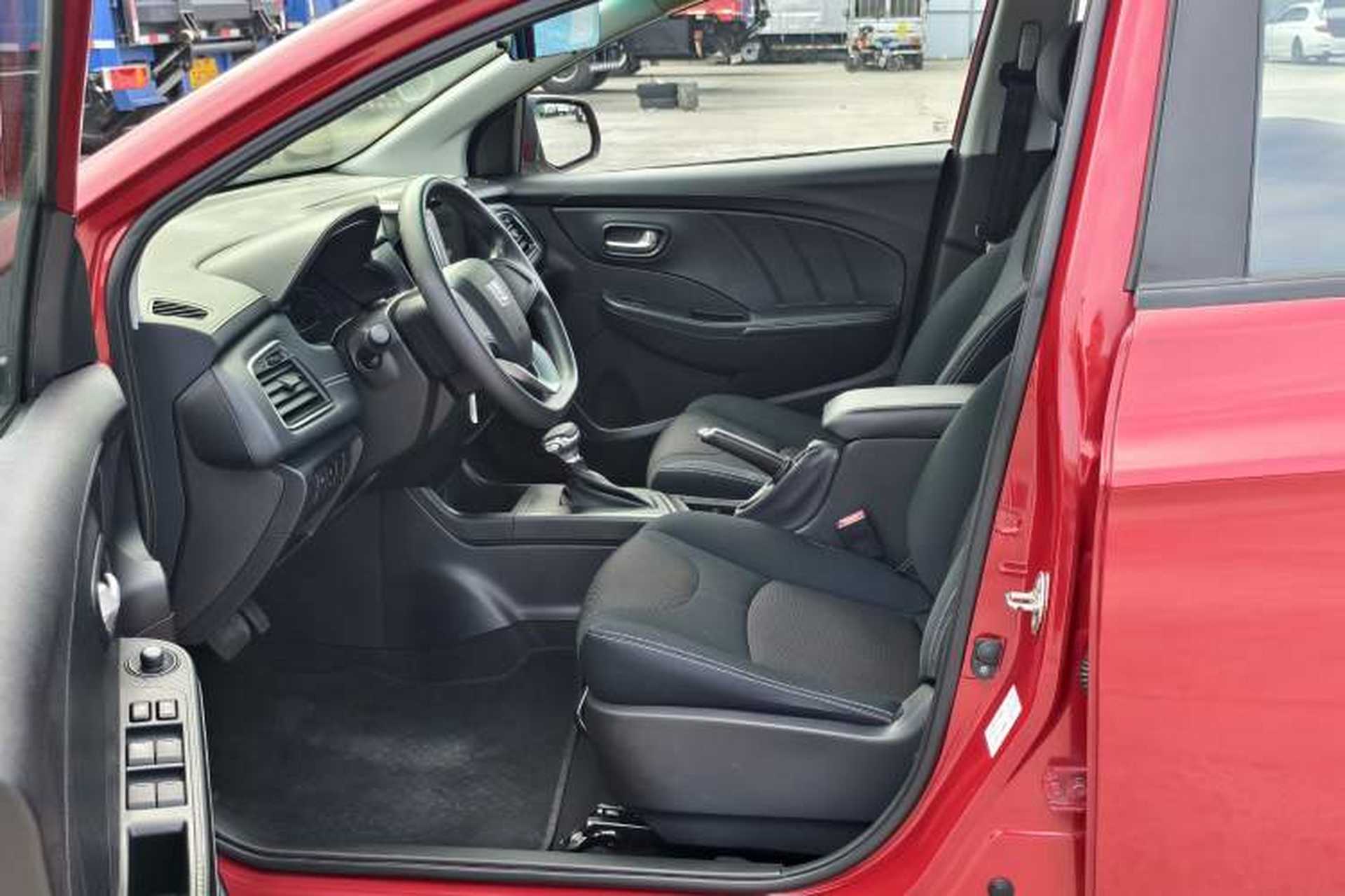 Used Luxgen S3 2016 1.6L CVT Smart Enjoyment Model Left Front Seat