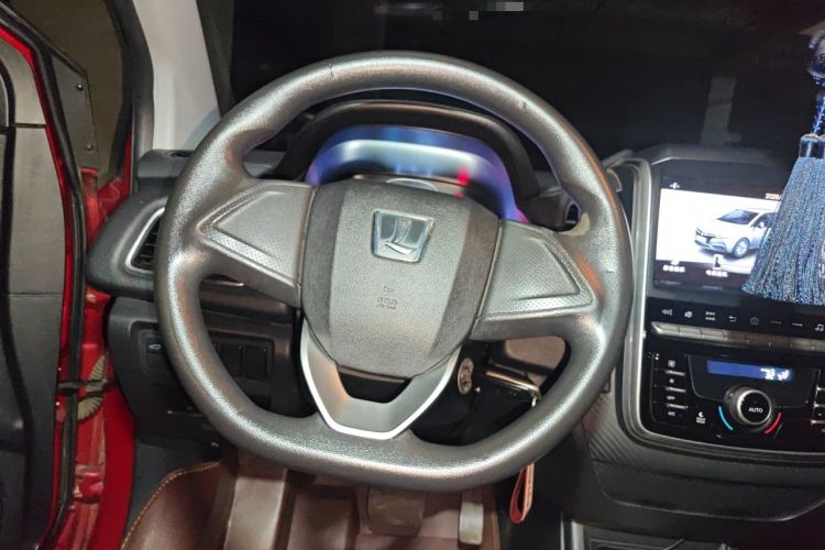 Used Luxgen S3 2016 1.6L CVT Smart Enjoyment Model Steering Wheel