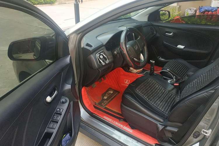 Used Luxgen S3 2016 1.6L Manual Smart Edition Driver Seat