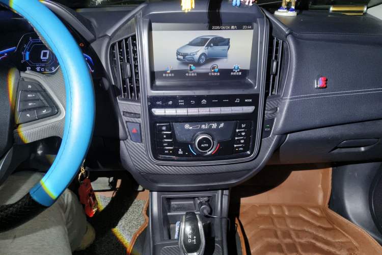 Used Luxgen S3 2016 1.6L CVT Flagship Edition Audio And AC Panel