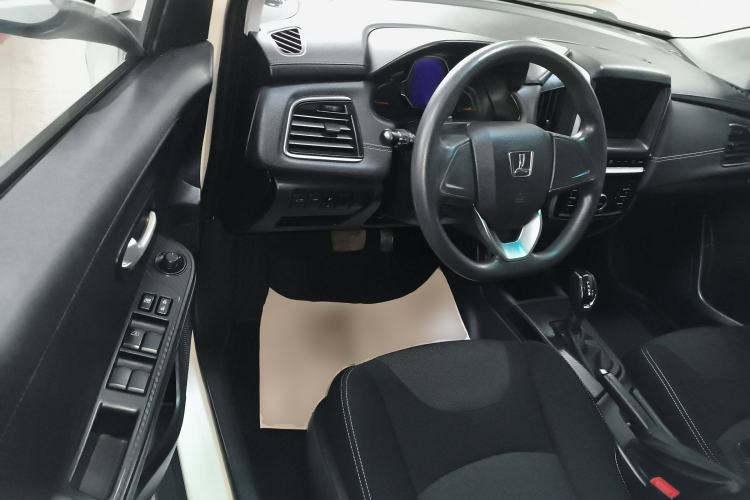 Used Luxgen S3 2016 1.6L CVT Smart Enjoyment Model Driver Seat
