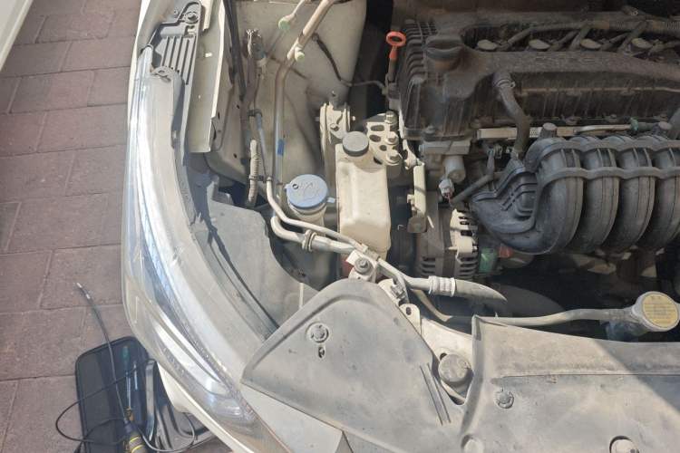 Used Luxgen S3 2016 1.6L Manual Smart Edition Engine Bay Right