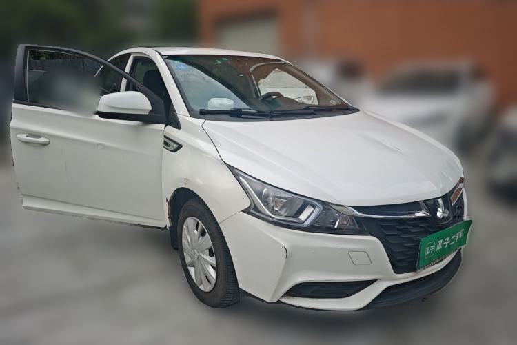 Used Luxgen S3 2016 1.6L Manual Smart Edition Front Right 45 Deg