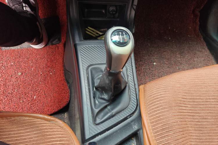 Used Luxgen S3 2016 1.6L Manual Smart Edition Gear Lever