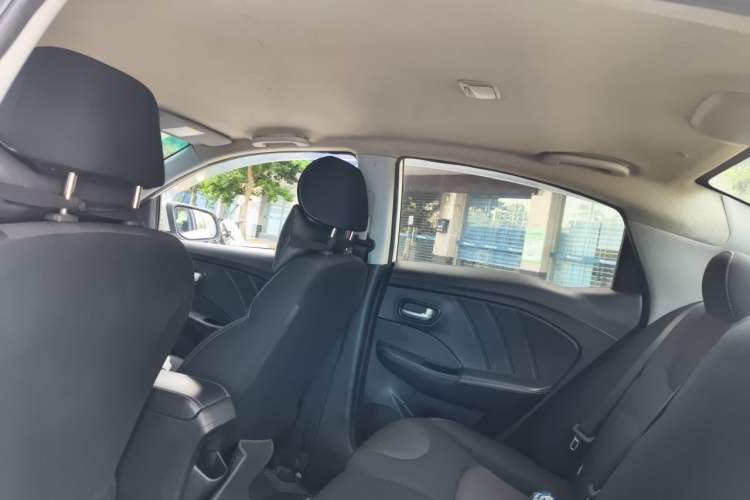 Used Luxgen S3 2016 1.6L CVT Smart Enjoyment Model Headliner