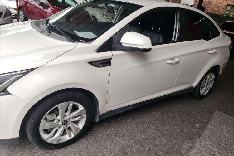 Used Luxgen S3 2016 1.6L CVT Smart Enjoyment Model Left Side