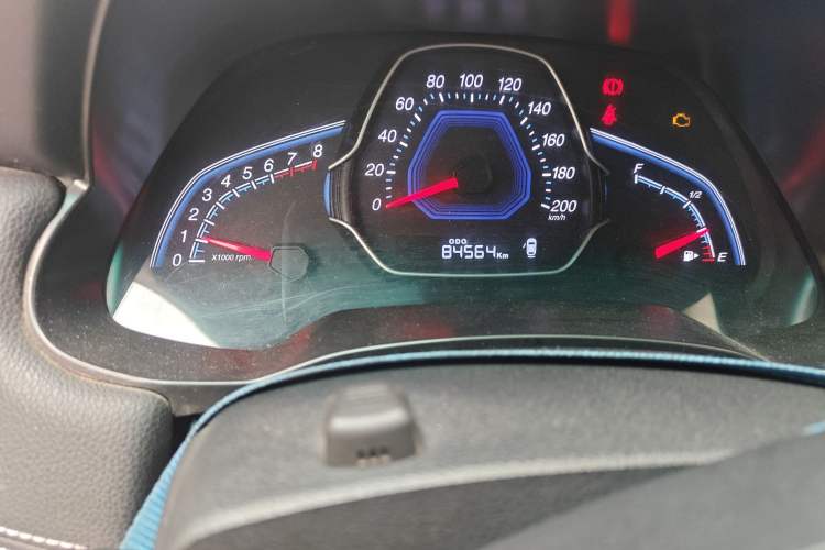 Used Luxgen S3 2016 1.6L Manual Smart Edition Odometer Close Up