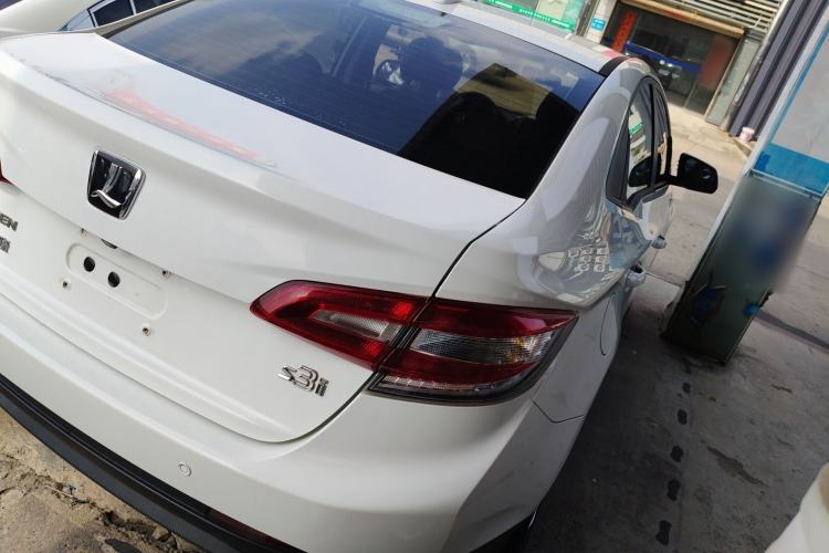 Used Luxgen S3 2016 1.6L CVT Deluxe Model with Sunroof Rear Right 45 Deg