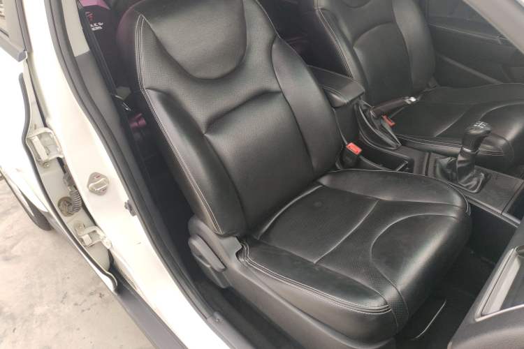 Used Luxgen S3 2016 1.6L Manual Smart Edition Right Front Seat