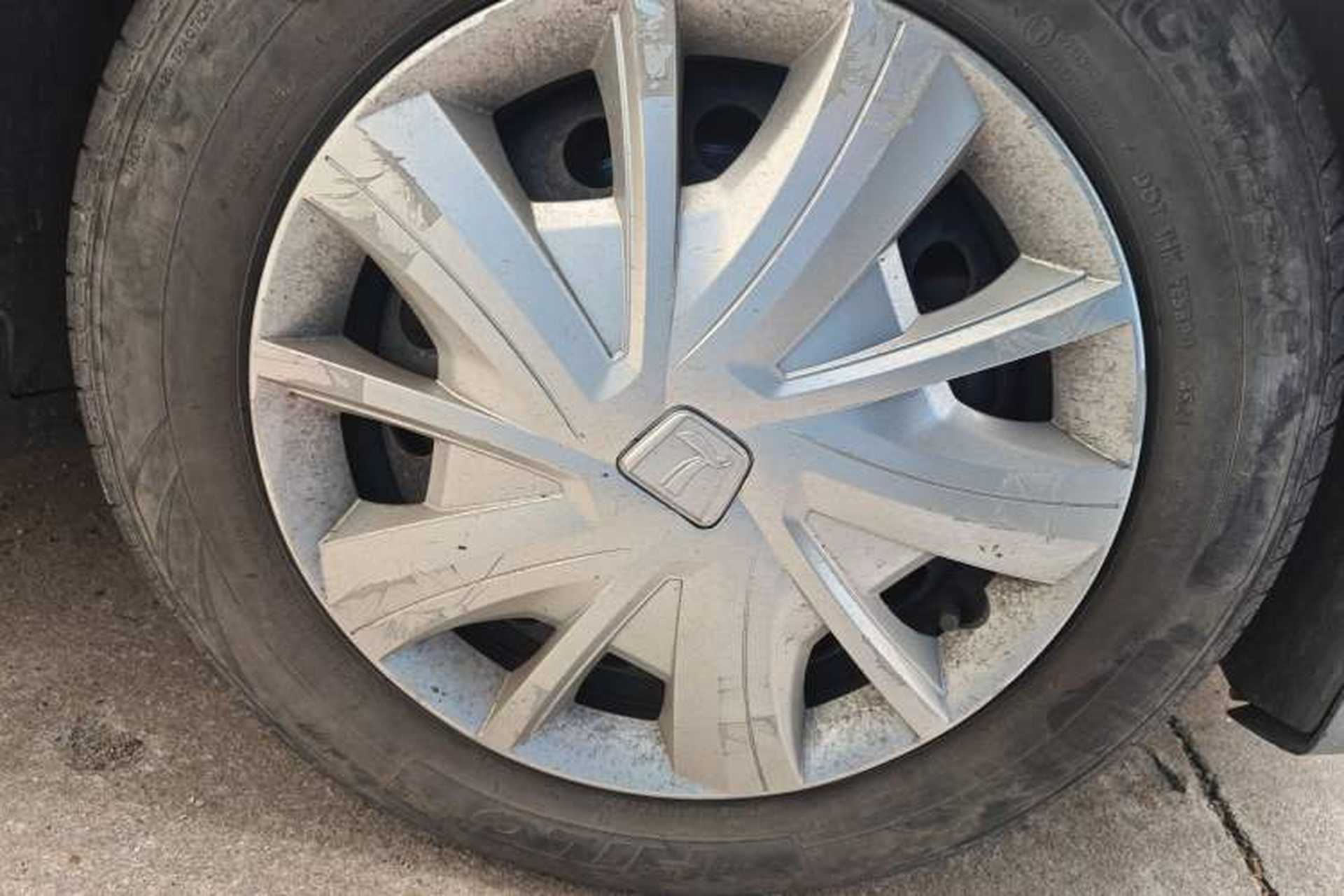 Used Luxgen S3 2016 1.6L Manual Smart Edition Right Front Wheel Hub