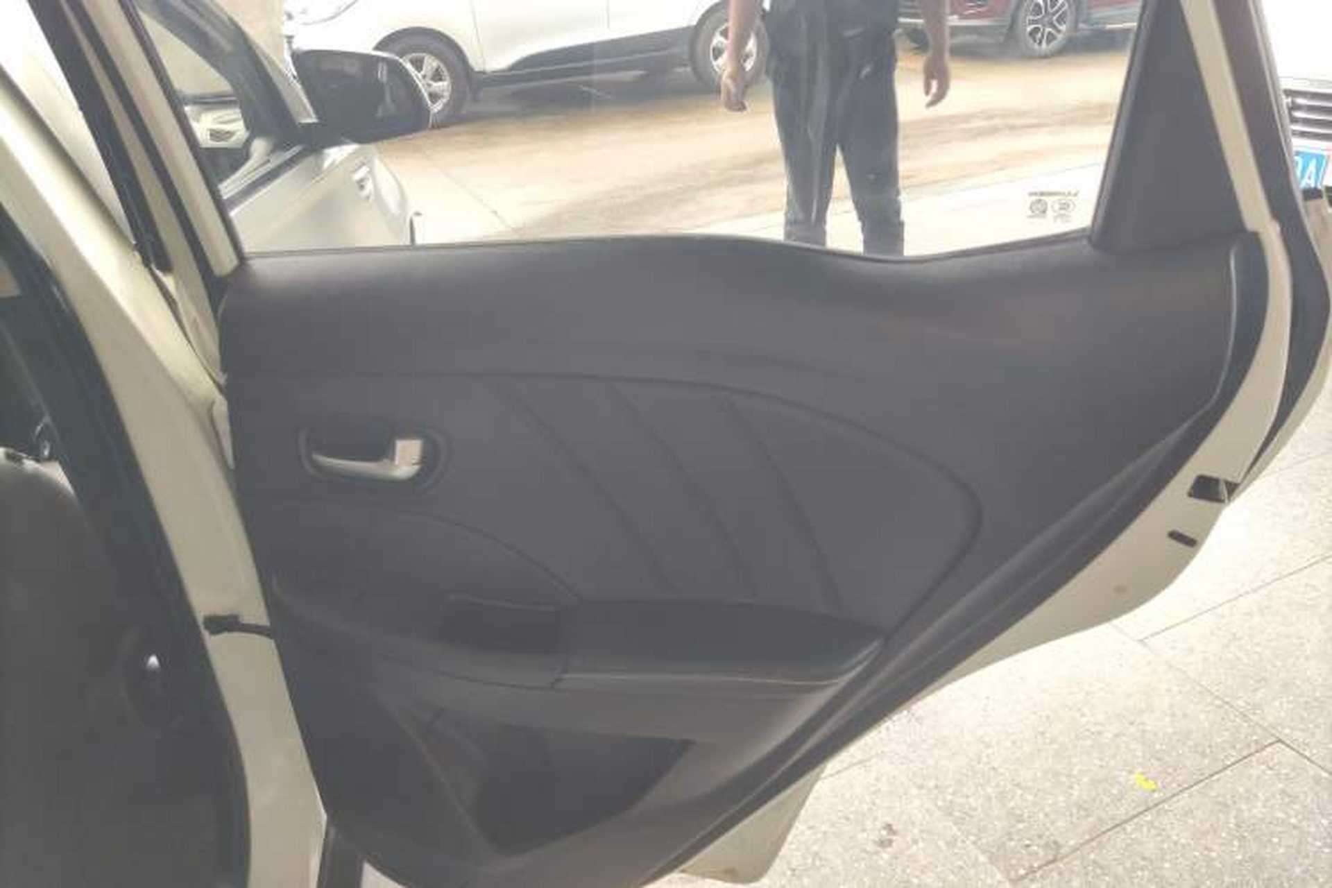 Used Luxgen S3 2016 1.6L CVT Smart Enjoyment Model Right Rear Door Interior