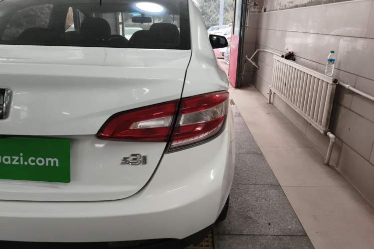 Used Luxgen S3 2016 1.6L CVT Smart Enjoyment Model Right Rear Taillight