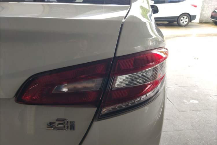 Used Luxgen S3 2016 1.6L CVT Smart Enjoyment Model Right Rear Taillight